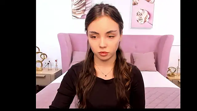 MyEvelin online show from March 31, 2026, 9:11 am