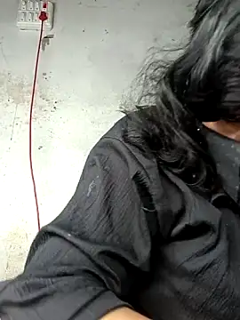 Delhi Patola online show from April 16, 2026, 9:39 pm