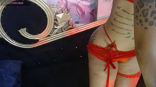 vayolettatto bigass online show from March 13, 2026, 11:37 am