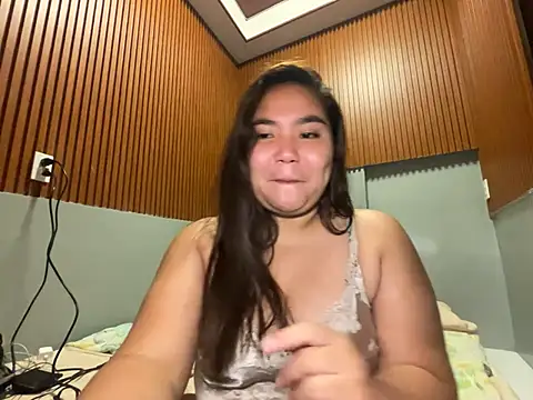 chubby hotladyjes online show from August 8, 2026, 9:33 pm