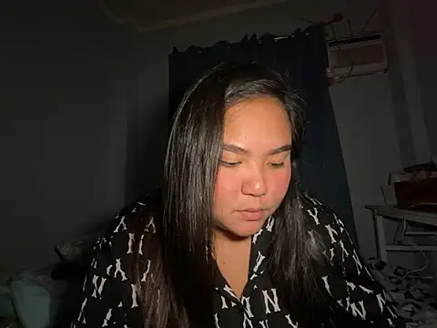chubby hotladyjes online show from May 6, 2026, 1:59 pm
