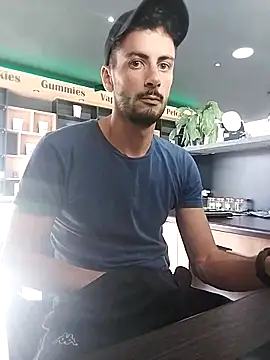 LiL-DRapXXX online show from April 12, 2026, 1:14 pm