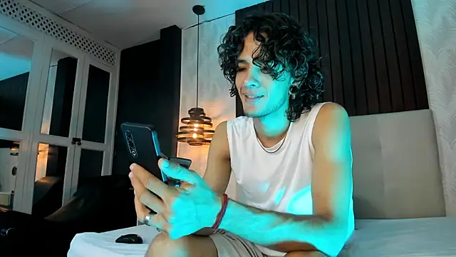 Skinny Mac online show from March 24, 2026, 1:22 pm