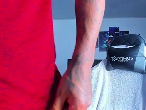 Snapshot of Steve_Dennis chatting on April 6, 2026, 10:55 pm Steve Dennis online show from April 6, 2026, 10:55 pm