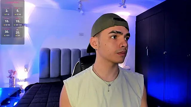 NicoKinggs  online show from March 29, 2026, 1:46 pm