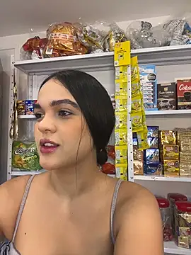 Snapshot of Bella-Ferrer chatting on May 30, 2026, 7:08 pm Bella-Ferrer online show from May 30, 2026, 7:08 pm