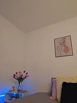 Snapshot of Victoria_Evanss chatting on April 6, 2026, 8:43 pm Victoria Evanss online show from April 6, 2026, 8:43 pm