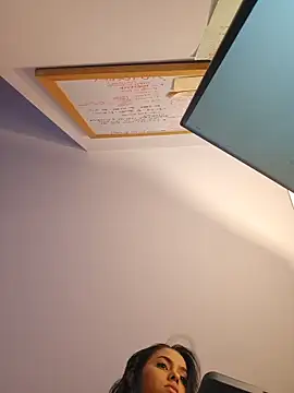 Snapshot of Victoria_Evanss chatting on April 13, 2026, 9:52 pm Victoria Evanss online show from April 13, 2026, 9:52 pm