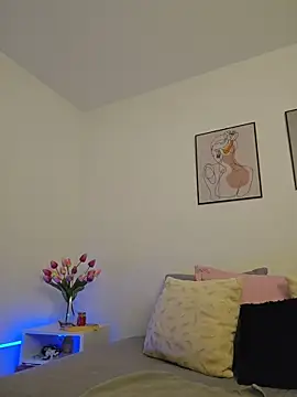 Snapshot of Victoria_Evanss chatting on March 13, 2026, 9:42 pm Victoria Evanss online show from March 13, 2026, 9:42 pm