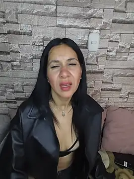 Snapshot of Camillemonroe_ chatting on July 28, 2026, 12:34 pm Camillemonroe online show from July 28, 2026, 12:34 pm