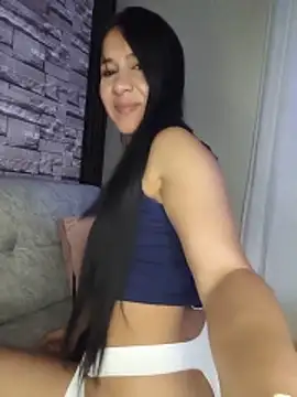 Snapshot of Camillemonroe_ chatting on May 16, 2026, 10:36 am Camillemonroe online show from May 16, 2026, 10:36 am