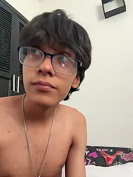 Haru Ozk online show from March 31, 2026, 7:38 pm