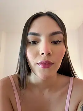Snapshot of Adalyn_Cute chatting on May 15, 2026, 11:41 am Adalyn Cute online show from May 15, 2026, 11:41 am