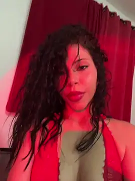 MiaReidd online show from April 16, 2026, 11:00 am