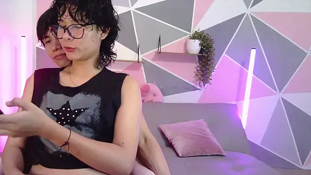 DanteAndXixi online show from April 9, 2026, 4:03 am