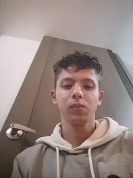 Daniel Roy online show from March 30, 2026, 11:06 pm