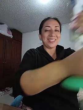 emma0304 online show from March 20, 2026, 12:55 am