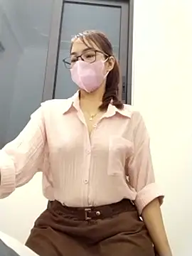 Mai phuong online show from April 6, 2026, 4:46 am