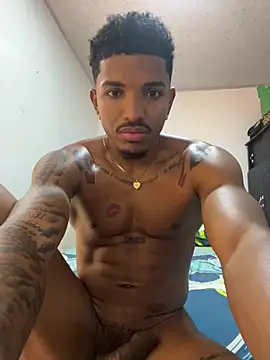 Snapshot of Terry___00 chatting on April 4, 2026, 9:10 pm Terry 00 online show from April 4, 2026, 9:10 pm