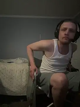 BoredGamer420 online show from April 16, 2026, 3:51 am