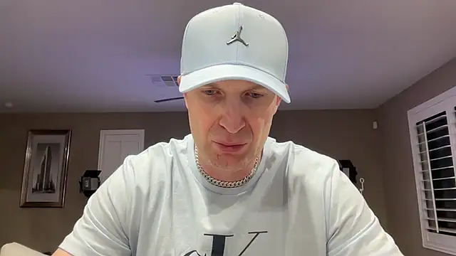 Naughty Ken Barbie-69 online show from April 8, 2026, 4:03 am