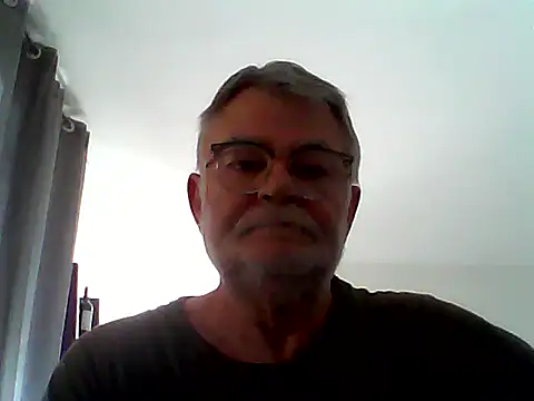 Snapshot of oura chatting on July 4, 2026, 8:21 am oura online show from July 4, 2026, 8:21 am