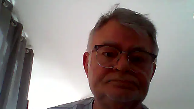 Snapshot of oura chatting on July 7, 2026, 7:45 am oura online show from July 7, 2026, 7:45 am