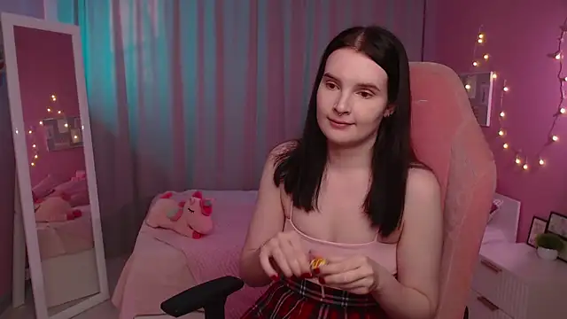 Snapshot of Kristen_Bellle chatting on April 1, 2026, 1:08 am Kristen Bellle online show from April 1, 2026, 1:08 am