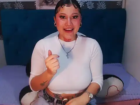 Snapshot of brunne_eva chatting on May 28, 2026, 2:08 am brunne eva online show from May 28, 2026, 2:08 am
