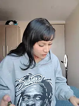 Snapshot of brunne_eva chatting on July 30, 2026, 7:57 pm brunne eva online show from July 30, 2026, 7:57 pm