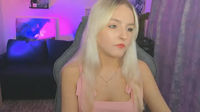 ViolaMore online show from April 10, 2026, 5:31 pm