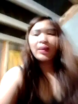 Snapshot of YAONIKUTE chatting on May 6, 2026, 8:35 pm YAONIKUTE online show from May 6, 2026, 8:35 pm