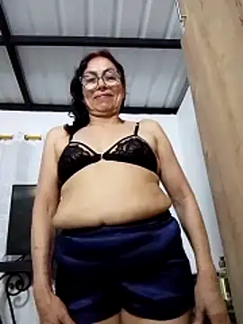 HOT LATINA20 online show from March 27, 2026, 3:37 am