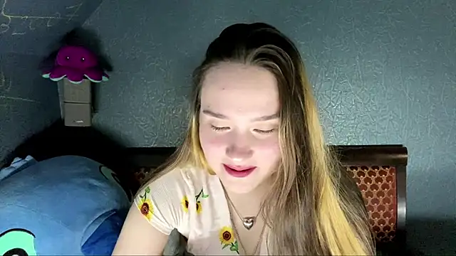 CarmelaLiebherr online show from March 30, 2026, 4:19 pm