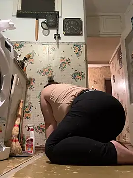 Nenssy555 online show from April 4, 2026, 5:19 pm