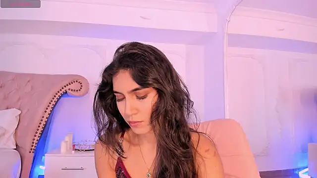 Snapshot of LucianaBlanco_ chatting on May 28, 2026, 8:48 pm LucianaBlanco online show from May 28, 2026, 8:48 pm