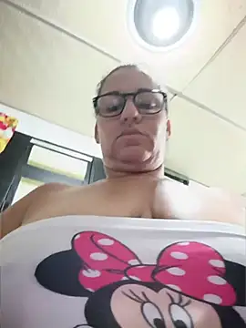 tugordita-hot online show from May 8, 2026, 8:51 am