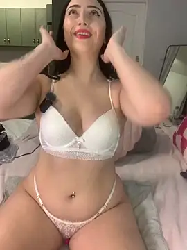 Snapshot of BADFOXXXY chatting on May 28, 2026, 6:47 pm BADFOXXXY online show from May 28, 2026, 6:47 pm