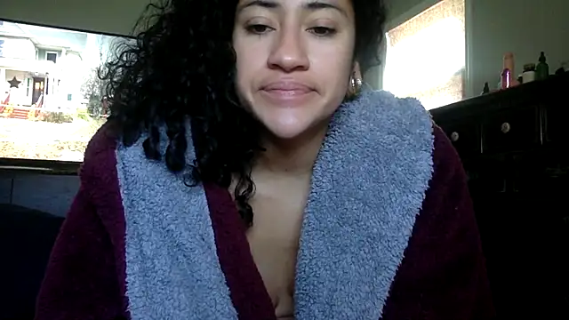 LatinaLoka online show from March 29, 2026, 3:46 pm