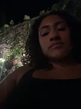 LatinaLoka online show from April 12, 2026, 3:32 am