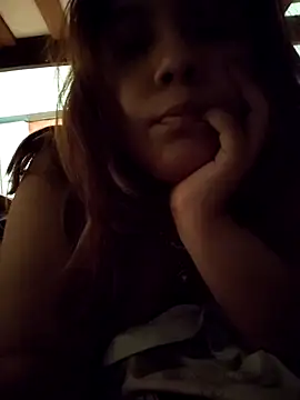 Snapshot of blurosa chatting on April 14, 2026, 12:15 am blurosa online show from April 14, 2026, 12:15 am