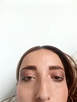 sidneey lovee online show from April 14, 2026, 7:41 pm