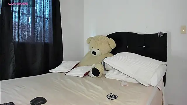 Soycriss31 online show from July 17, 2026, 7:44 pm