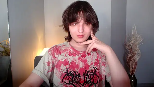 Snapshot of delalex chatting on June 17, 2026, 8:52 pm delalex online show from June 17, 2026, 8:52 pm