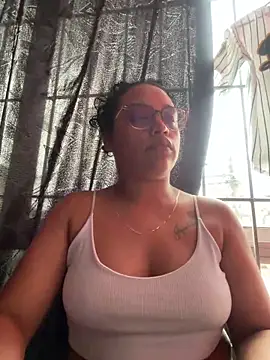 Snapshot of tokio_angel chatting on April 4, 2026, 9:10 pm tokio angel online show from April 4, 2026, 9:10 pm