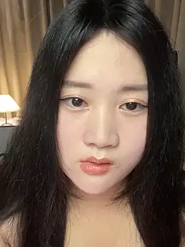 sisibaby20266 online show from April 15, 2026, 8:09 am