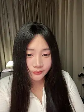 sisibaby20266 online show from April 16, 2026, 6:47 am