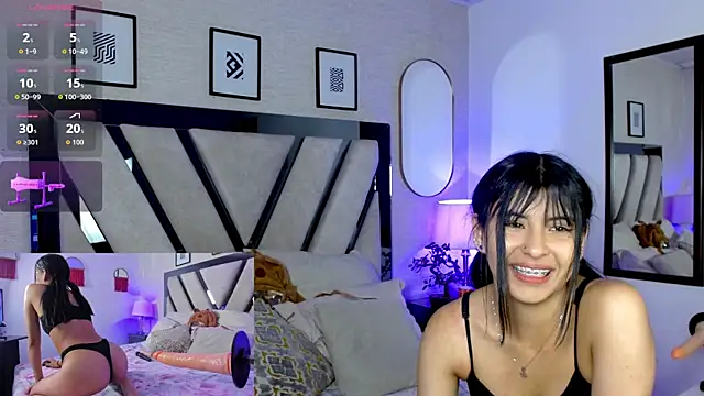 Snapshot of Violettaa_Stone chatting on May 5, 2026, 4:26 am Violettaa Stone online show from May 5, 2026, 4:26 am