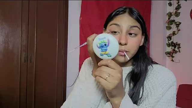 PaulaCutexs online show from May 29, 2026, 4:29 am