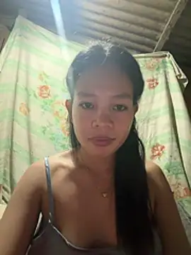 Snapshot of chinny1112 chatting on July 27, 2026, 2:35 pm chinny1112 online show from July 27, 2026, 2:35 pm